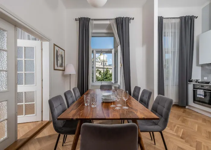 Centrally Located 3bd Near National Museum 公寓 *
