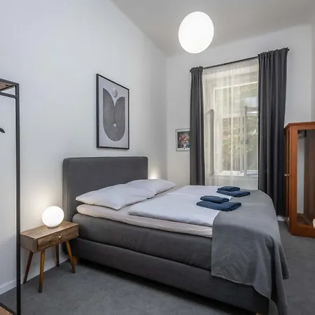 公寓 Centrally Located 3bd Near National Museum 布拉格