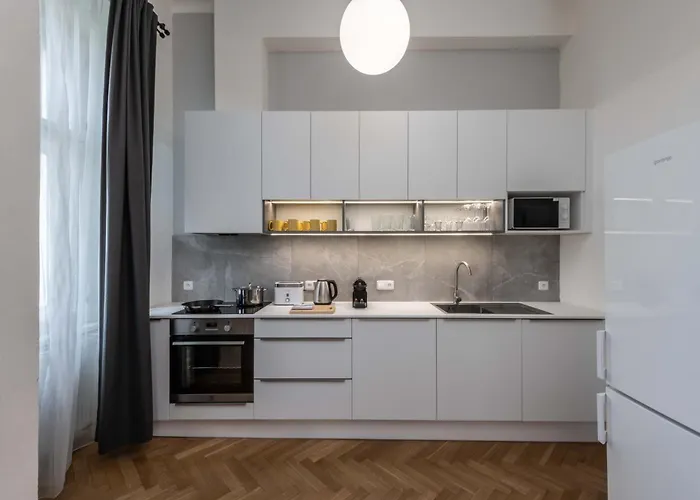 Centrally Located 3bd Near National Museum Апартаменты