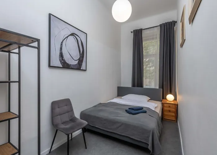 Centrally Located 3bd Near National Museum Апартаменты